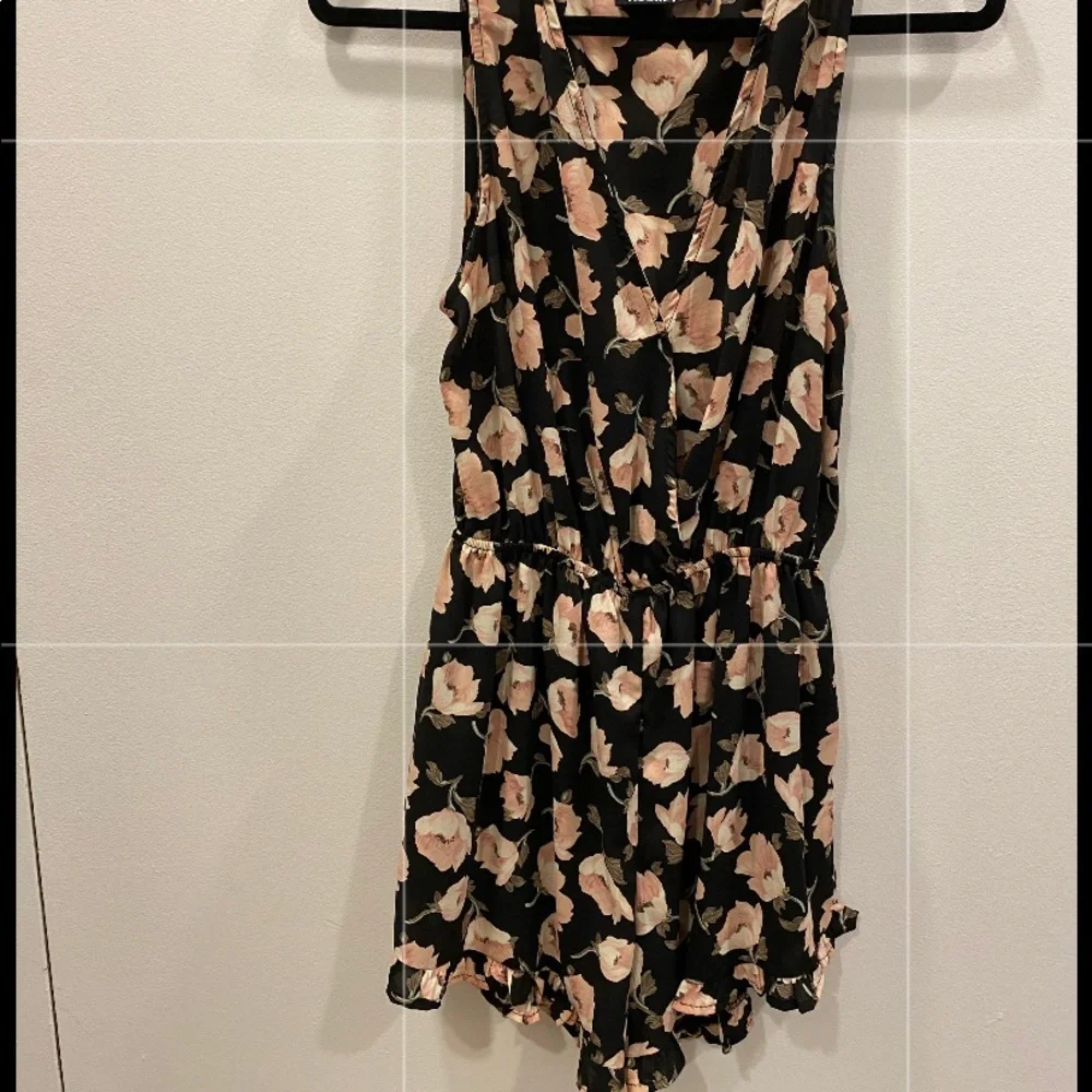 Cute Black and Floral Romper - Picture 1 of 4